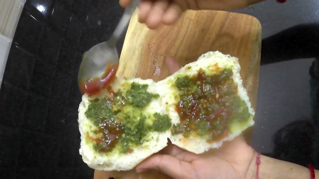 Shev Pav Recipe | पुण्याचा स्पेशल शेवपाव | Pune Street Food - Street Food Pune | SEV PAV |
