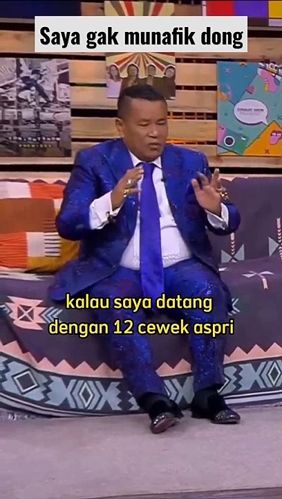 Hotman Paris dekat dengan 12 Aspri cantik It is marketing, tapi...#hotmanparis #tonightshow #desta