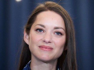 Marion Cotillard inconsolable : sa moitié se défenestre sous ses yeux…