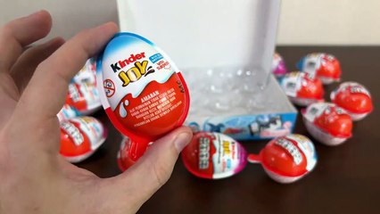 200 Chocolate Kinder Joy Jurassic World Eggs Pack Series Collection