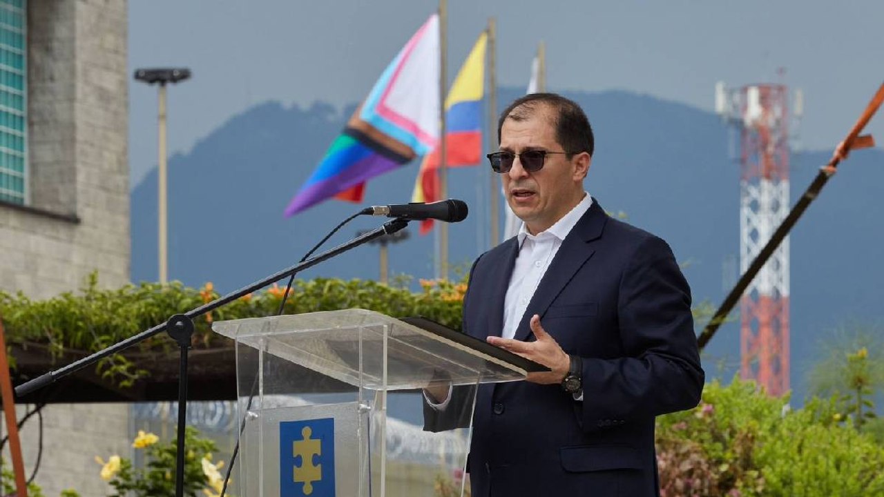 Fiscalía presentó hoja de ruta para la investig...
