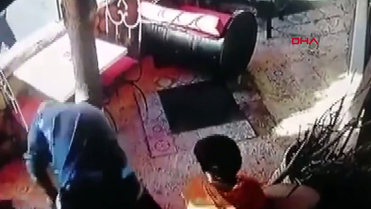 Çocuğunun gözü önünde eşini döven erkek serbest bırakıldı