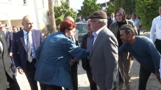 Akşener, Domates Üreticisi Kadınları Ziyaret Etti: 250 Lira Yevmiye Alıyoruz. Bu 250 Lira En Ucuz Çamaşır Deterjanına Ancak Yetiyor