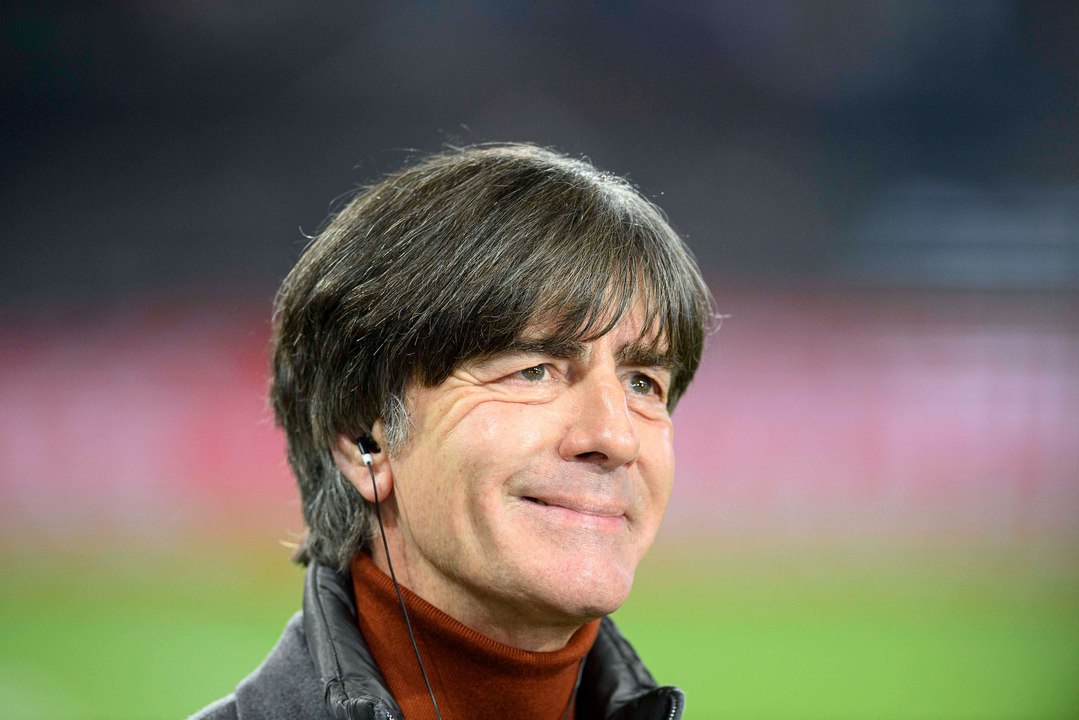 Worüber Löw 'ohne Punkt und Komma' reden kann