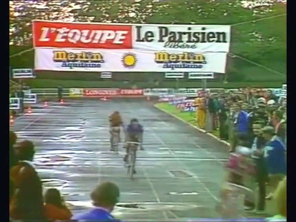 TOURS /VERSAILLES   -  1977 -