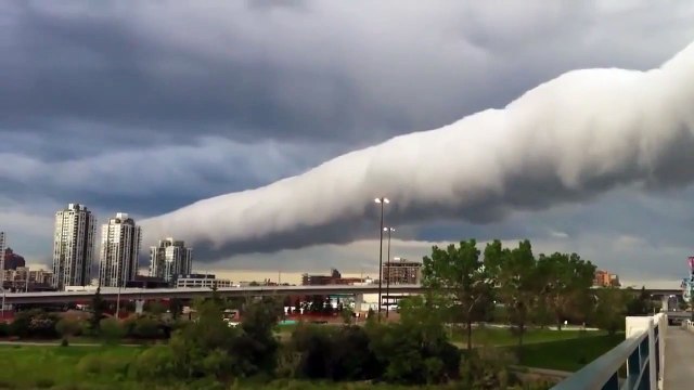 Nuage terrifiant... Roll Cloud au dessus de Calgary