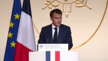Emmanuel Macron promet « un investissement de 250 millions d'euros » dans la lutte contre les incendies