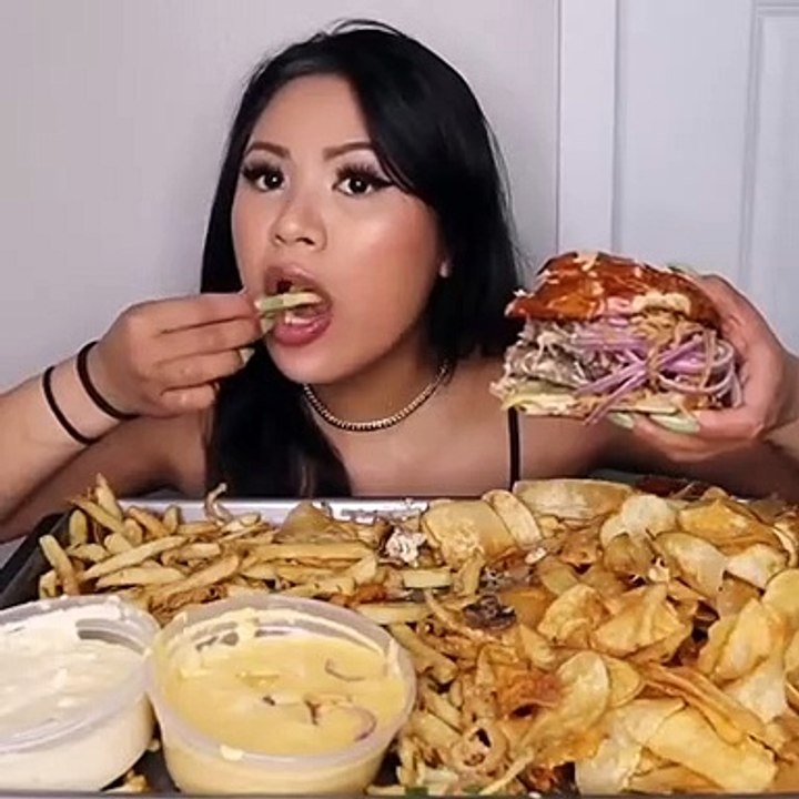 ASMR- MUKBANG BUGER SUPER BESAR & KENTANG GORENG RENYAH MANTAP