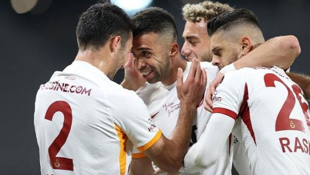 Aslan galibiyet hasretine son verdi! Galatasaray, Fatih Karagümrük'ü rahat geçti