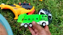 Clean the toys #8 - Membersihkan Mainan Mobil Lumpur, Traktor Sawah, Crane, Truk Molen, Bus Tayo