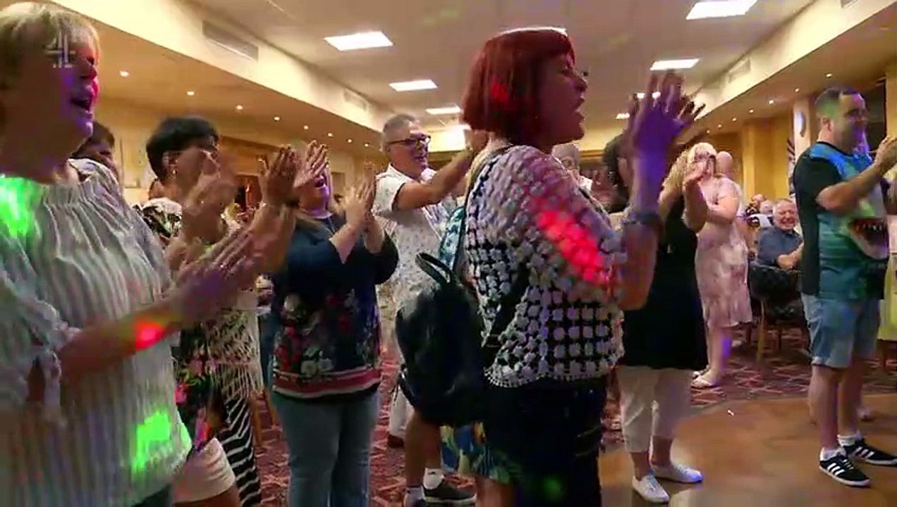 The Undateables - Se9 - Ep02 - Rory, Roland $$ Molly HD Watch HD Deutsch