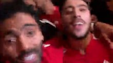 ايه اليوم الحلو ده.. شاهد رقص وغناء لاعبي الأهلي احتفالا بالفوز على الزمالك والتتويج بالسوبر