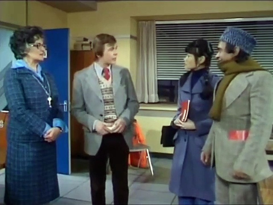 Mind Your Language - Se1 - Ep08 HD Watch HD Deutsch