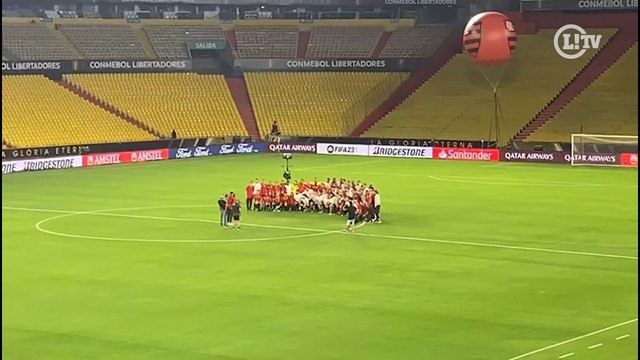 Flamengo faz reconhecimento no palco da decisão da Libertadores