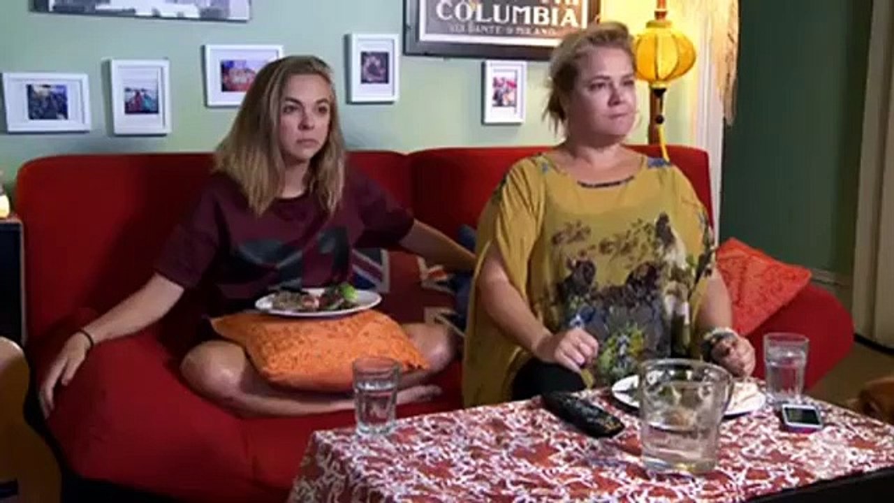 Gogglebox Australia - Se1 - Ep01 HD Watch HD Deutsch