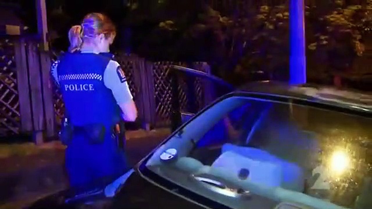 Police Ten 7 - Se23 - Ep01 HD Watch HD Deutsch