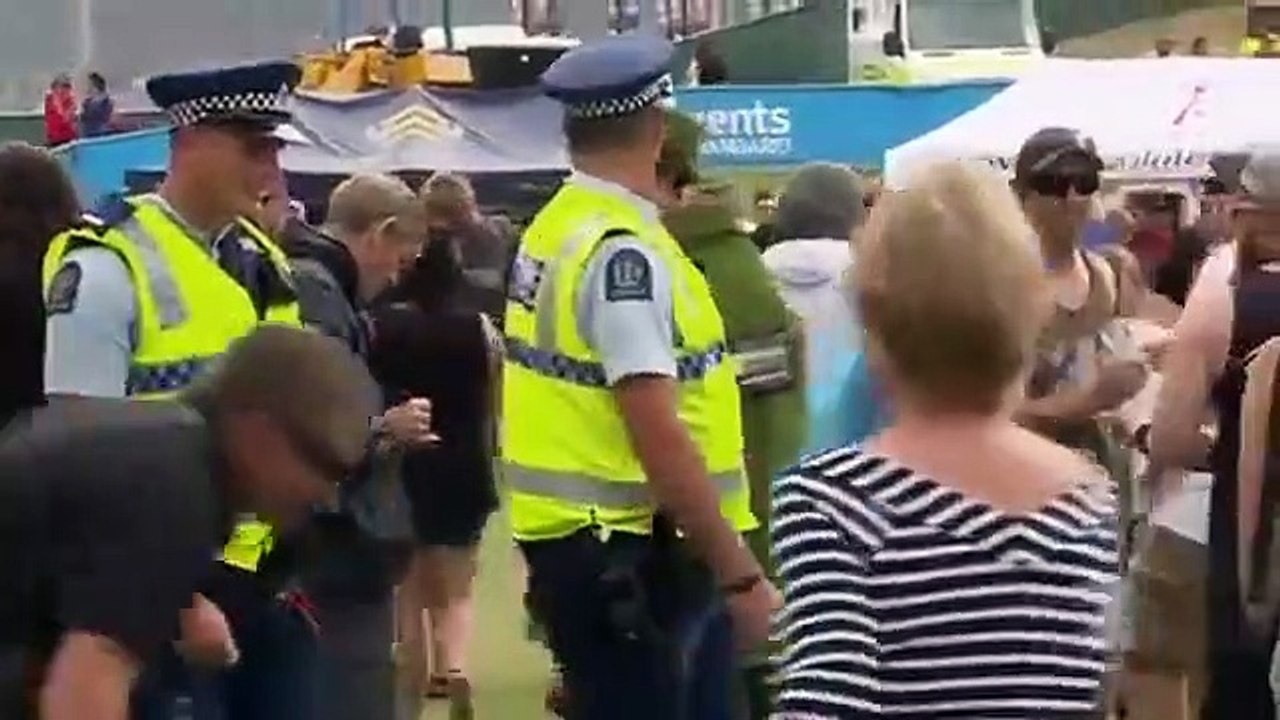 Police Ten 7 - Se23 - Ep10 HD Watch HD Deutsch