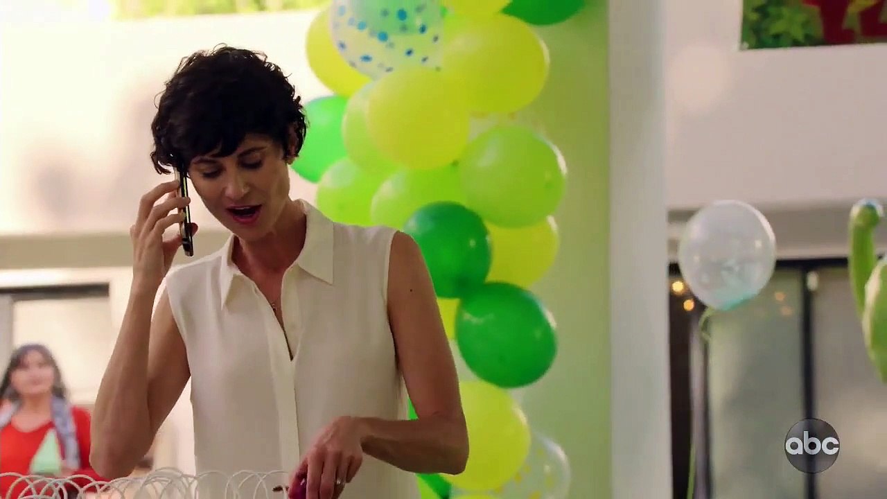 The Baker and the Beauty - Se1 - Ep05 - Honeymoon's Over HD Watch HD Deutsch