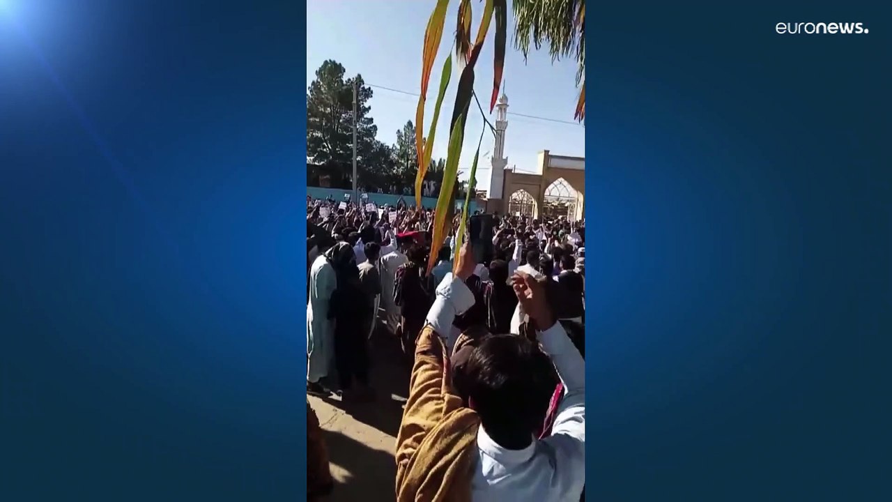 Mais mortes em protestos no Irão