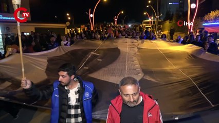 Bin metrelik Türk bayrağı açıldı