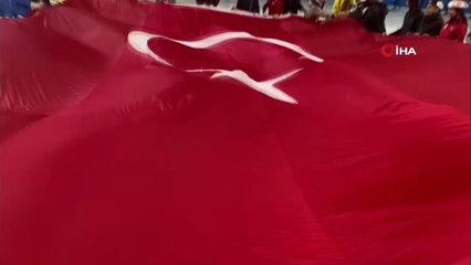 Buz pistinde, 29 Ekim coşkusu