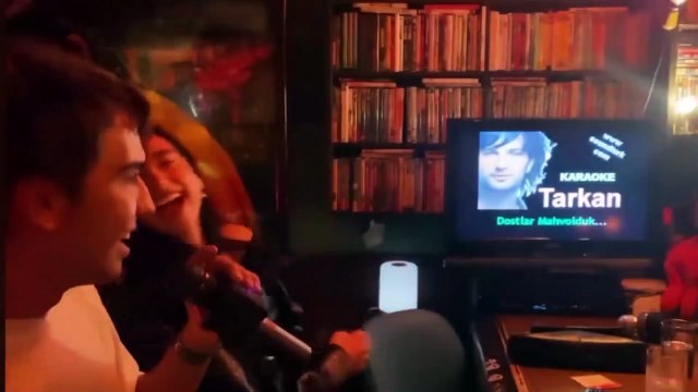 Dua Lipa Tarkan’ın şarkısını söyledi: Sosyal medya coştu