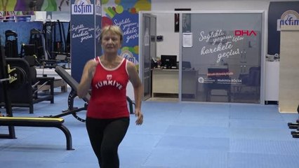 17 yaşında kurduğu hayalini 80 yaşında gerçekleştirecek