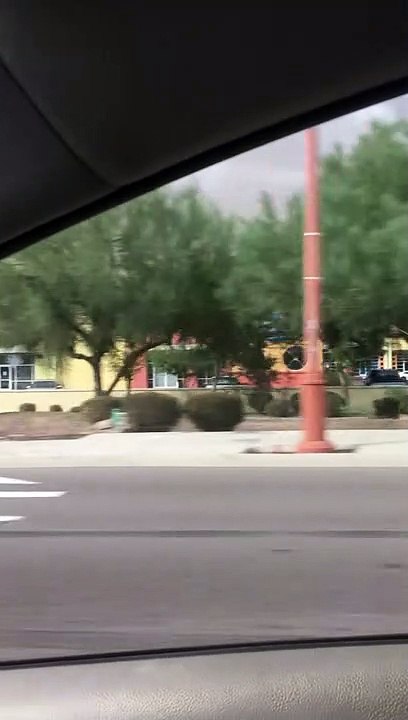 Haboob roulant à travers Sun City, Arizona - Buzz Buddy