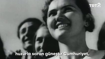 İzmir Büyükşehir, Cumhuriyet'in Kazanımlarını Videoyla Anlattı: "Cumhuriyete İyi Bak, Orada Geleceğin Var"