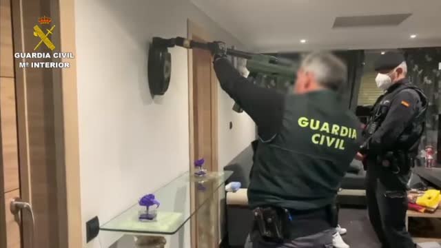 Cae en Barcelona una importante banda dedicada al tráfico internacional de marihuana