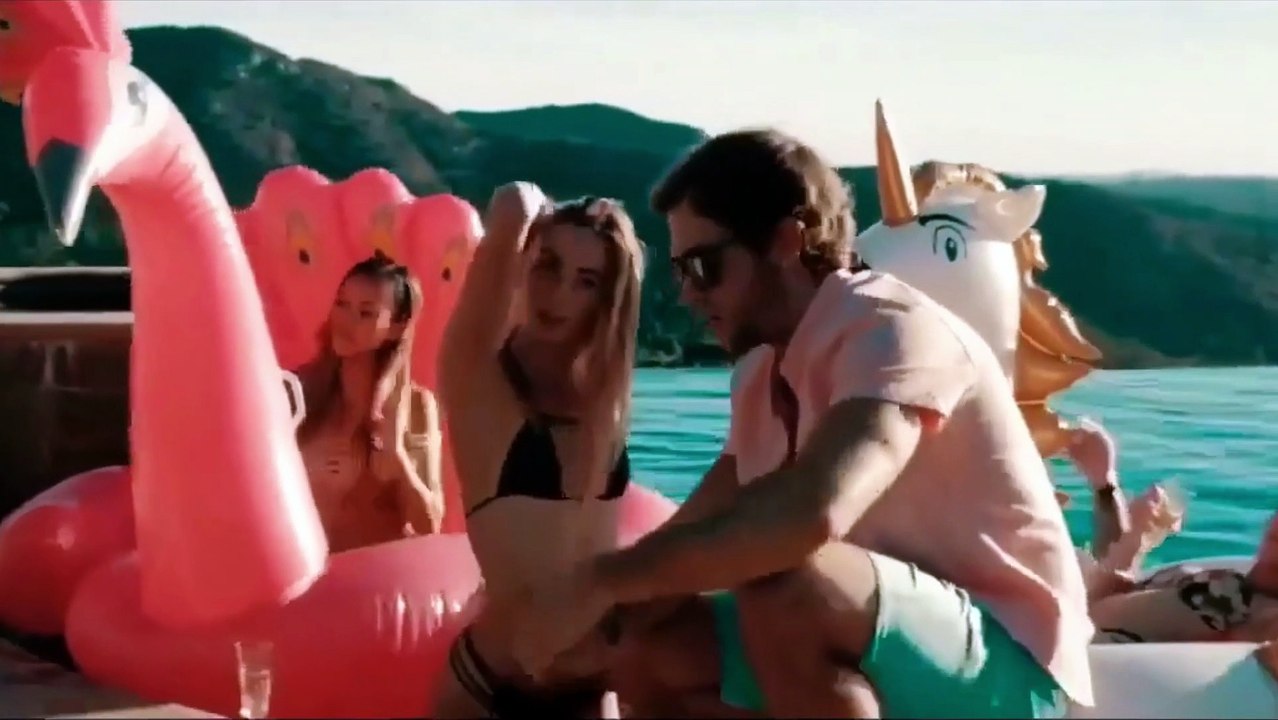 Hollywood Romantic Best Song