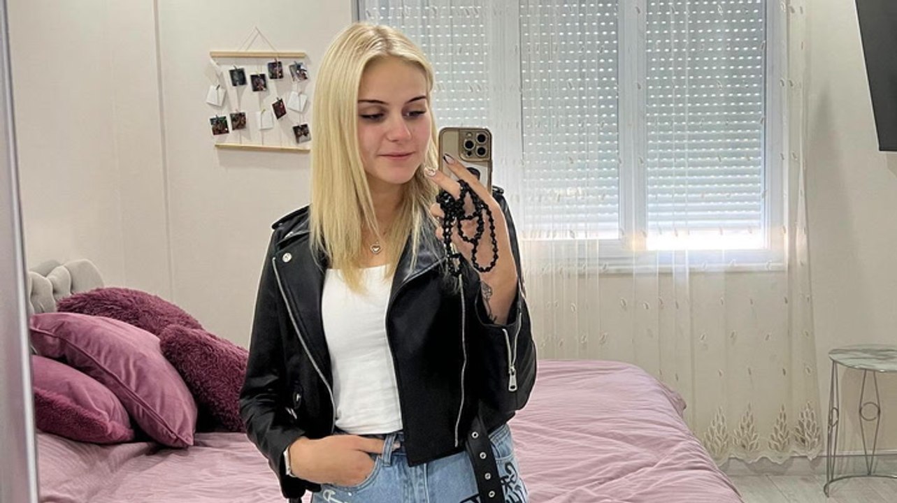 Estefania Wollny als sexy Vamp – kaum erkannt