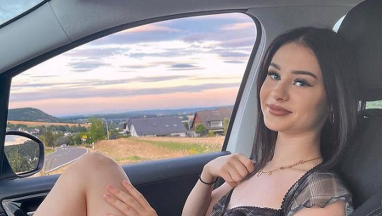 Zweifach-Mama mit 20: TikTokerin Jasi ist wieder schwanger