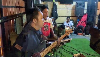 KAMANA CINTANA LAGU VIRAL - Pipit Safitri Ft Silvia Dwiyanti Live Musik Angkringan Teh Ita Punclut!! ( 720 X 1280 )