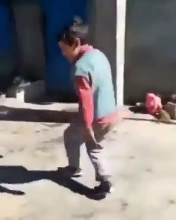 ये दौलत भी ले लो , ये शौहरत भी ले लो, मगर मुझको लौटा दो  "बचपन"