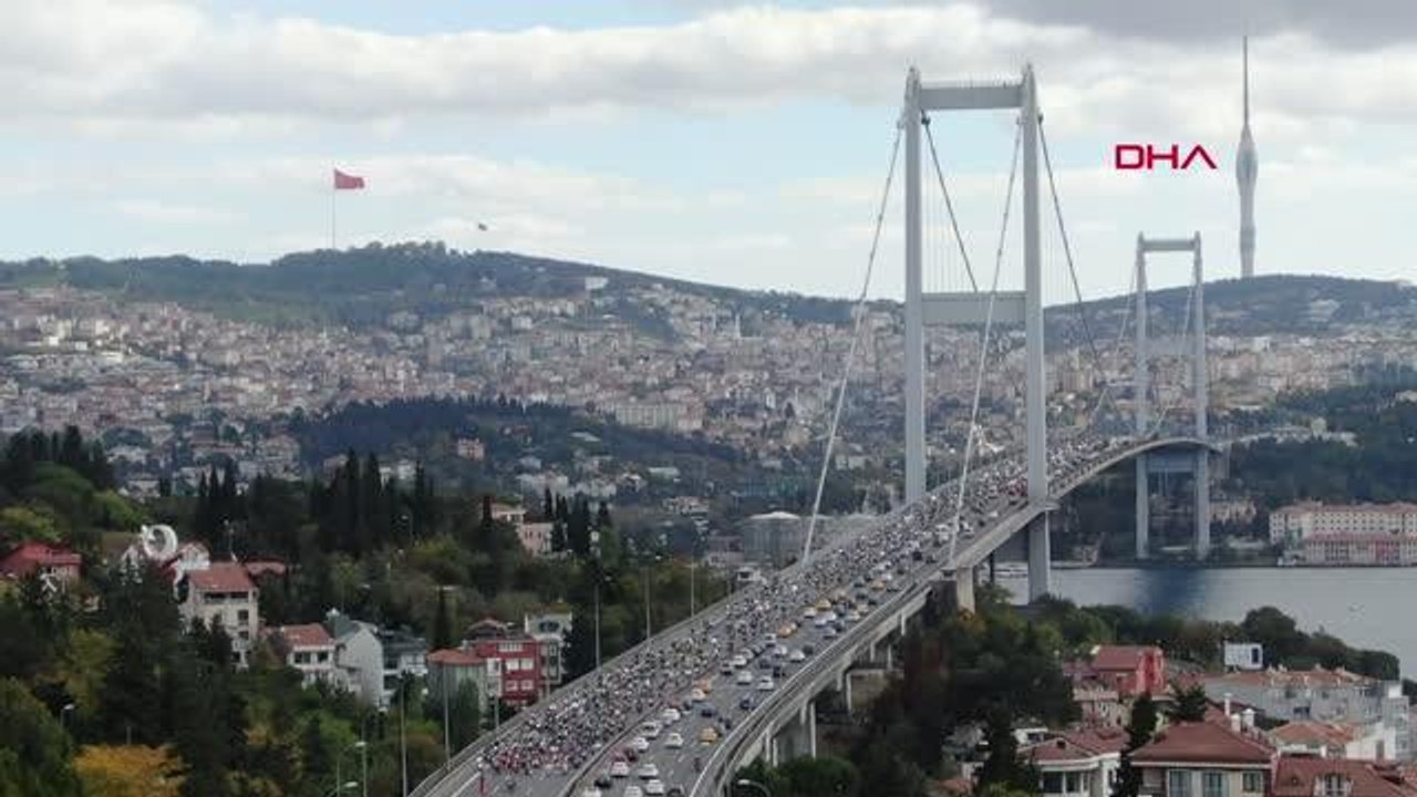 İSTANBUL-MOTOSİKLETLİLERDEN CUMHURİYET BAYRAMI KORTEJİ