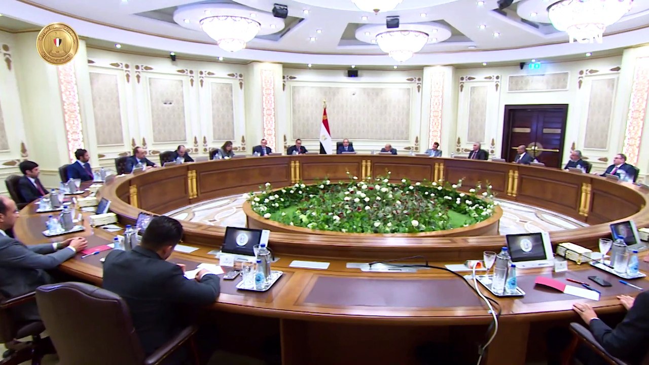 الرئيس السيسى يجتمع برابطة رجال الأعمال القطريين