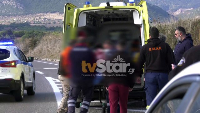 Φθιώτιδα: Σφοδρή σύγκρουση ΙΧ με μηχανή - Στο Νοσοκομείο δύο άτομα