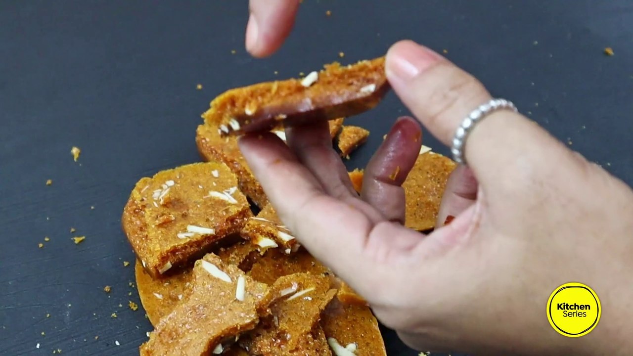 Gubich, Indian Honeycomb Toffee | ફ્રૂટ એન્ડ નટ ચોકલેટ જેવા નવા સ્વાદ સાથે ગુબીચ, લાકડા પાક, ચાકો