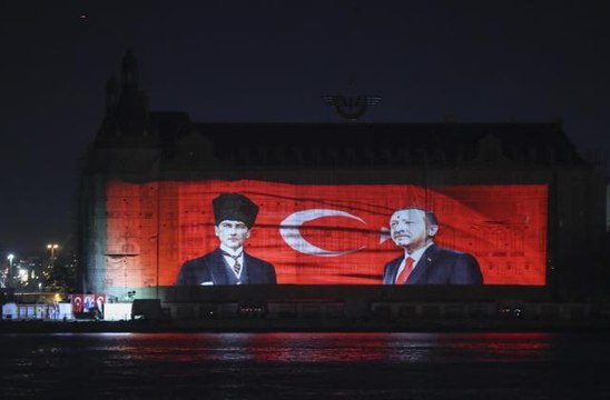 İSTANBUL/ANKARA - Türkiye Yüzyılı temasıyla 3 boyutlu özel 'video mapping' gösterimi