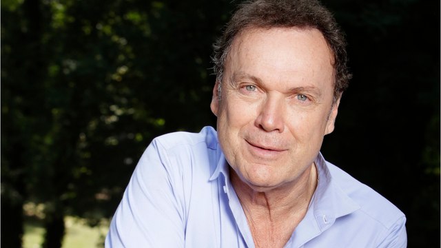 GALA VIDEO - Julien Lepers “jeté d’un coup” : il revient sur son éviction de Questions pour un champion