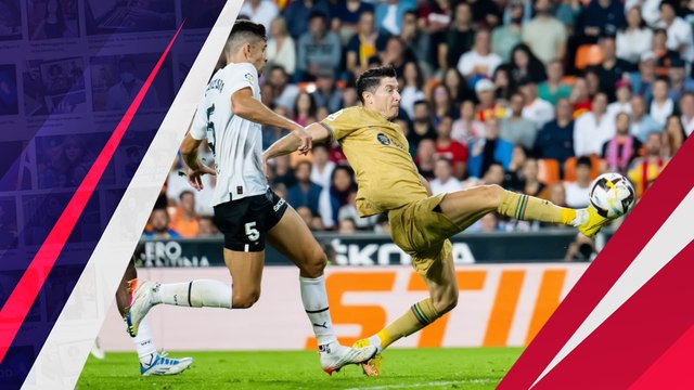 Diselamatkan VAR dan Ditolong Gol Telat Lewandowski, Barcelona Menang Dramatis Atas Valencia