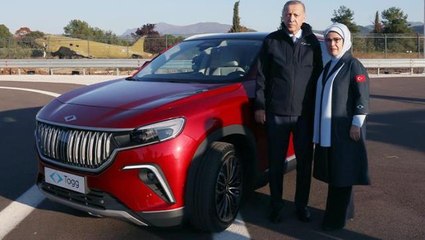 Erdoğan "Alacağımız Togg'un rengine eşimle karar vereceğiz" dedi, Emine Erdoğan tüm merakları giderdi