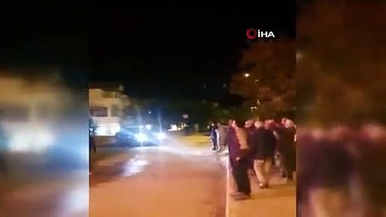 Kandıra'da bitişik 2 villa alev alev yandı