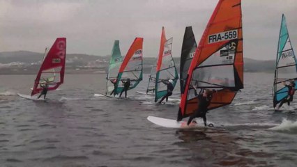 Fédération Française de Voile 2022 - FFVoile / CFXGlisse Slalom 2022  Des départs sans y arriver !