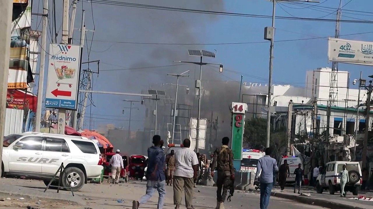 100 tote nach selbstmordanschlägen in somalia