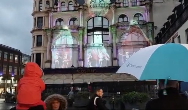 Derry Halloween 2022: Irish dancing with the skeletons