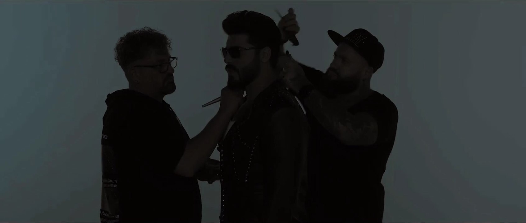 FIKI - CHUPKI V KRUSTA / Фики - Чупки в кръста | Official Video 2022 ♪