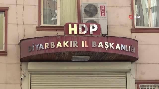 Evlat nöbetindeki baba Yusuf Erdinç: Oğlumun elindeki kalemi kırıp yerine silah verdiler