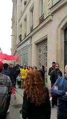 Fila para votação na França